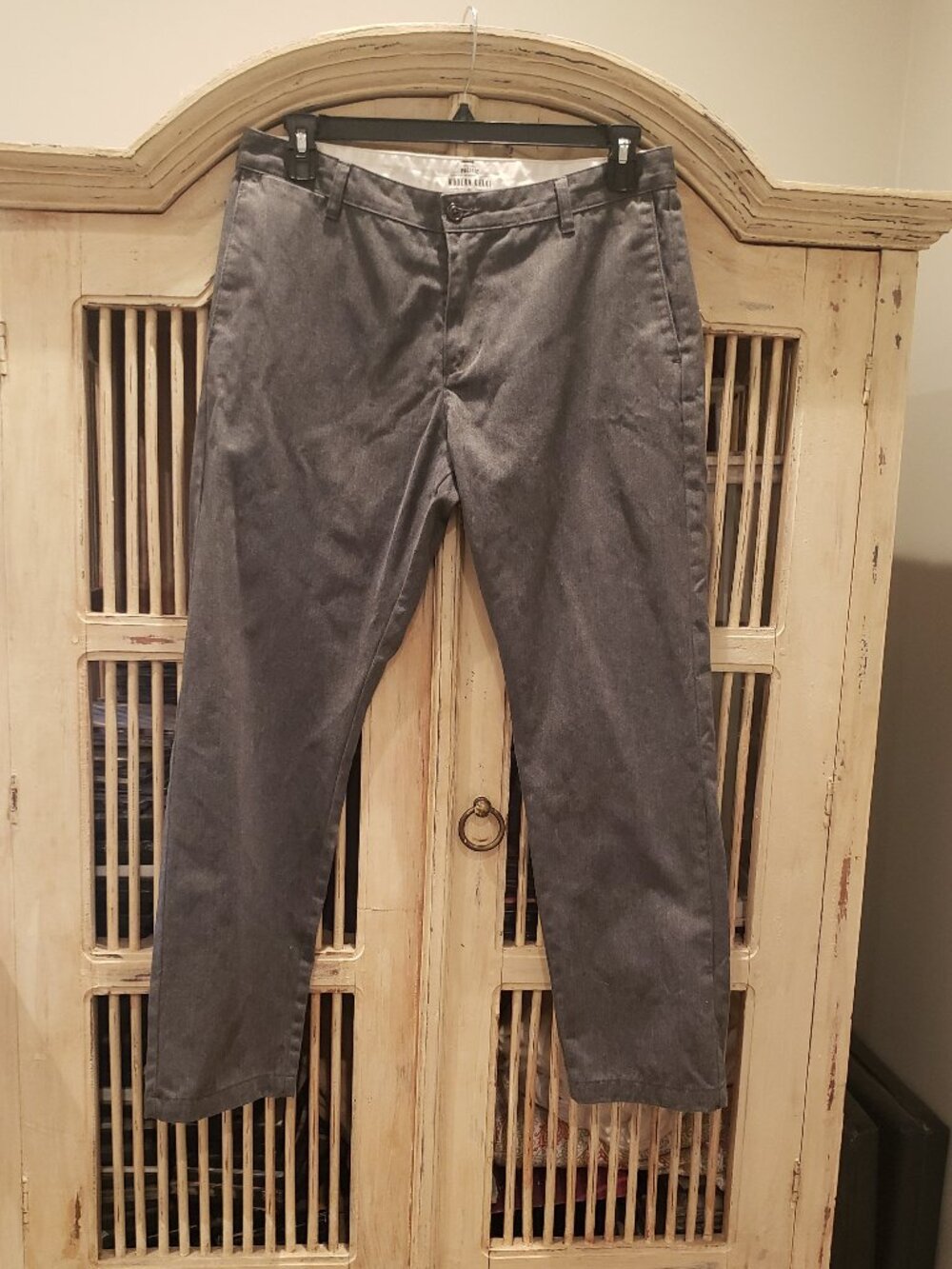 33 x 30 Dockers Pacific Collection Modern Khaki Pant